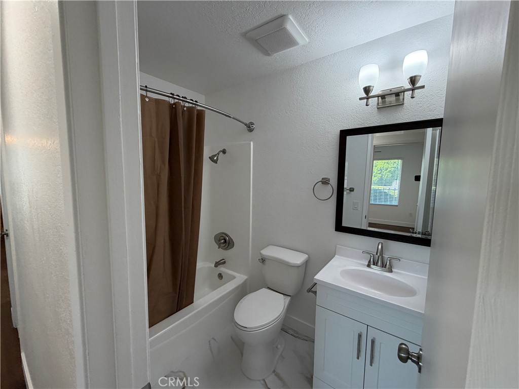 7422 Carnelian Property Photo 14