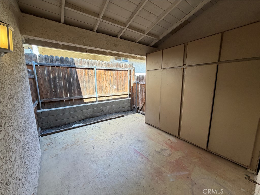 7422 Carnelian Property Photo 23
