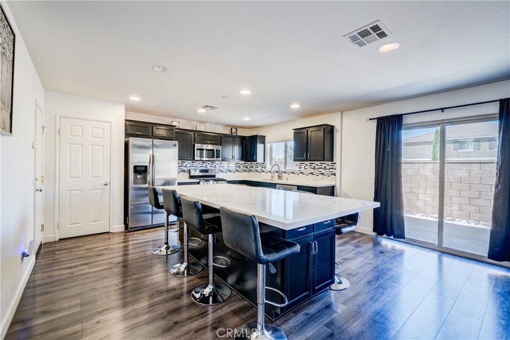 7212 Turnstone Court Property Photo 8