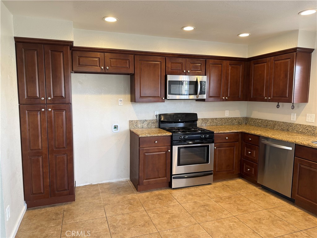 44580 La Paz Property Photo 4