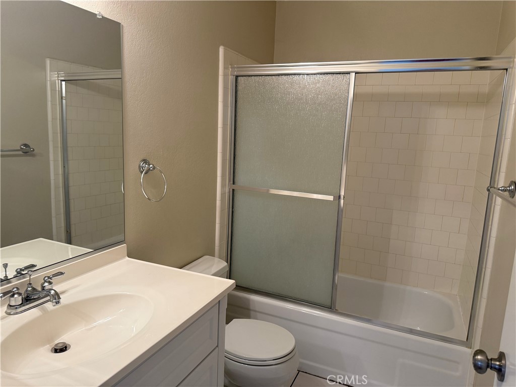 44580 La Paz Property Photo 8