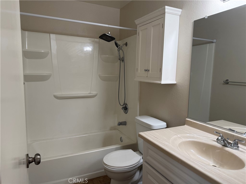 44580 La Paz Property Photo 15
