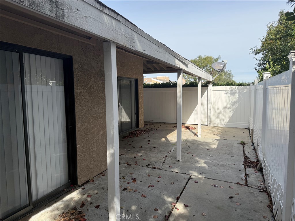 44580 La Paz Property Photo 19