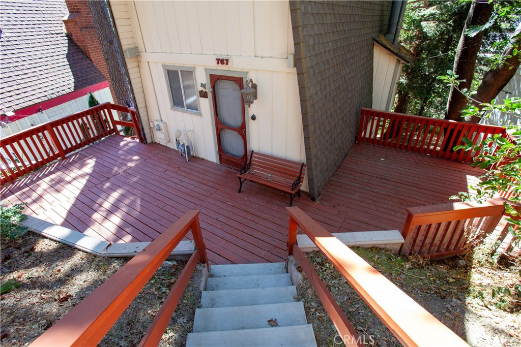 767 W Victoria Court Property Photo 5