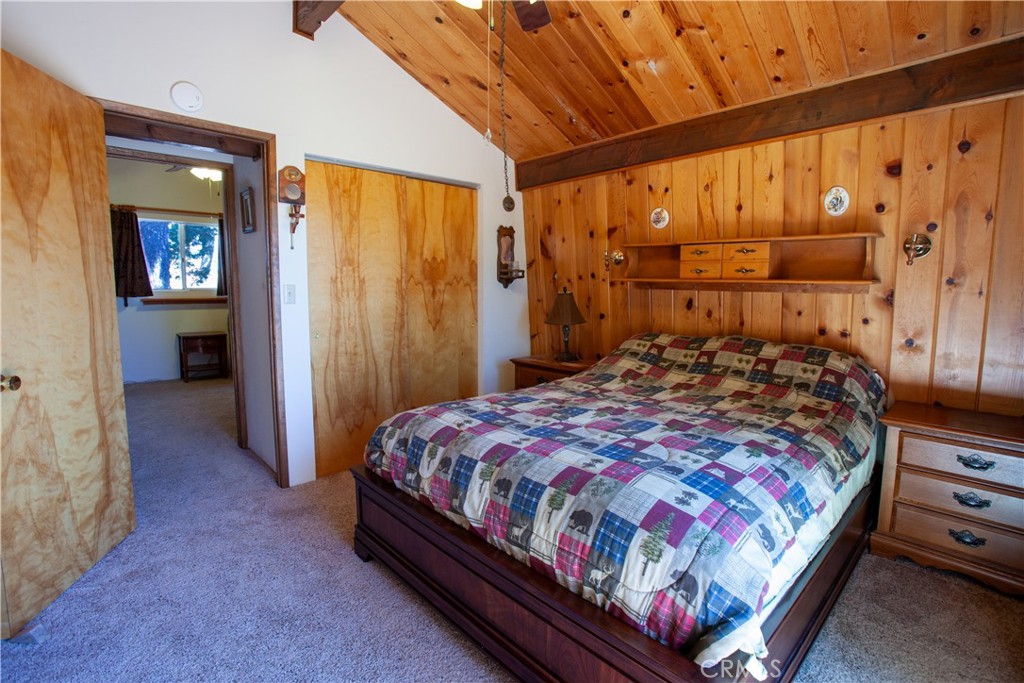 767 W Victoria Court Property Photo 16