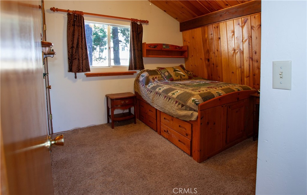 767 W Victoria Court Property Photo 21