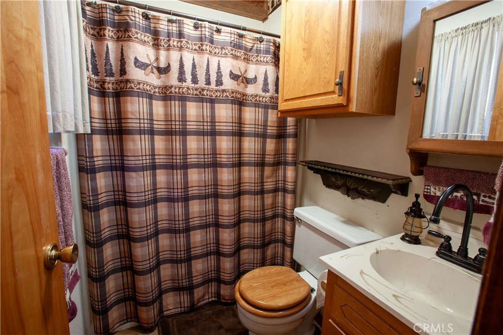 767 W Victoria Court Property Photo 22