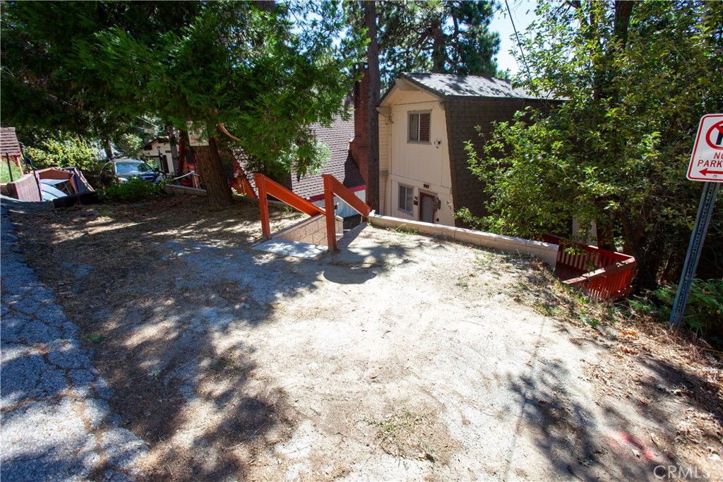 767 W Victoria Court Property Photo 25