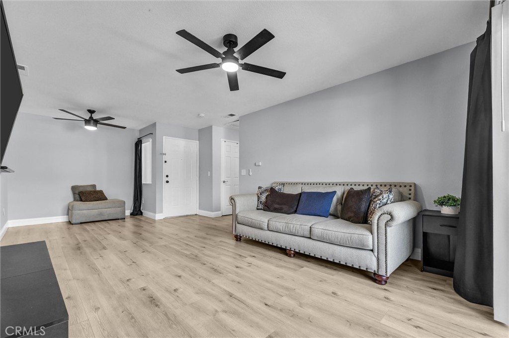 16377 Lakeshore 2b Property Photo 5