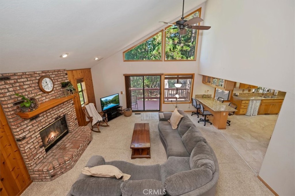 31310 Oakleaf Property Photo 4