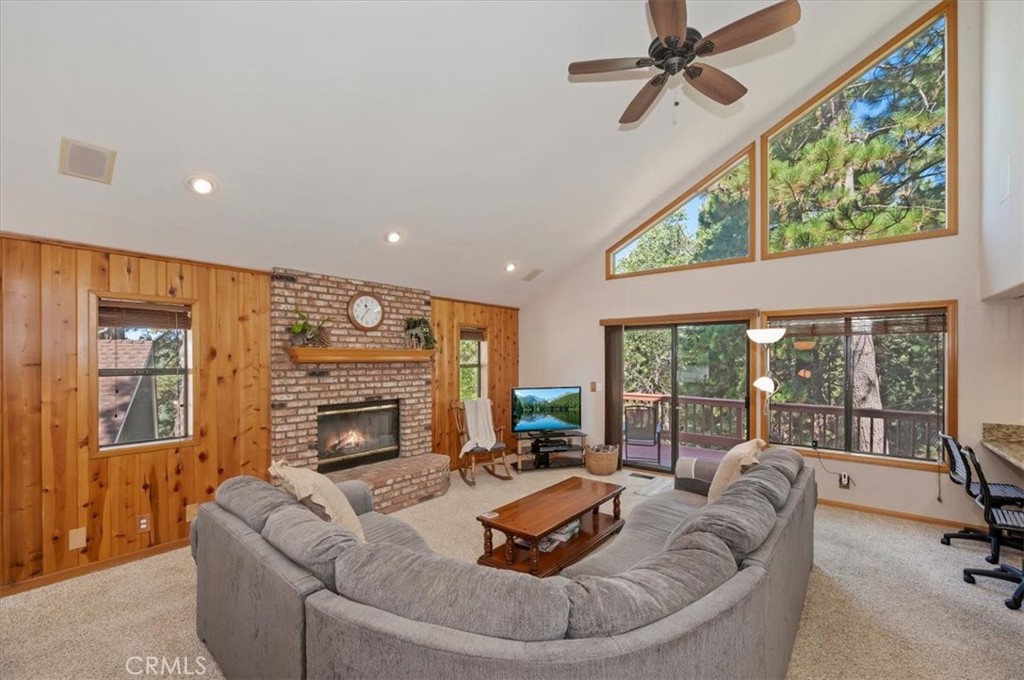 31310 Oakleaf Property Photo 8
