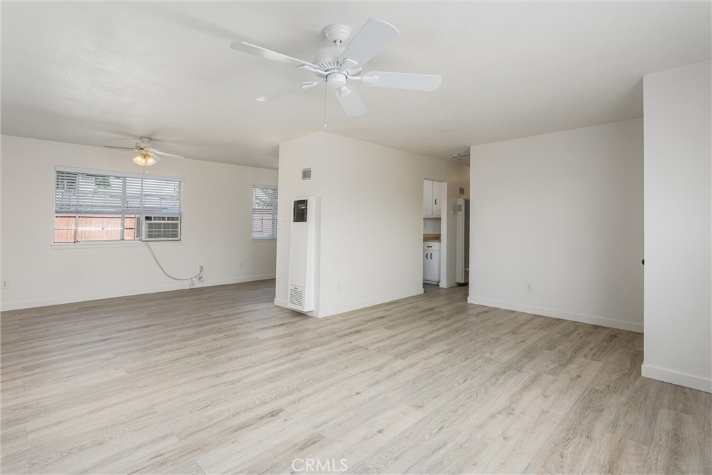 27390 6th Street Property Photo 7