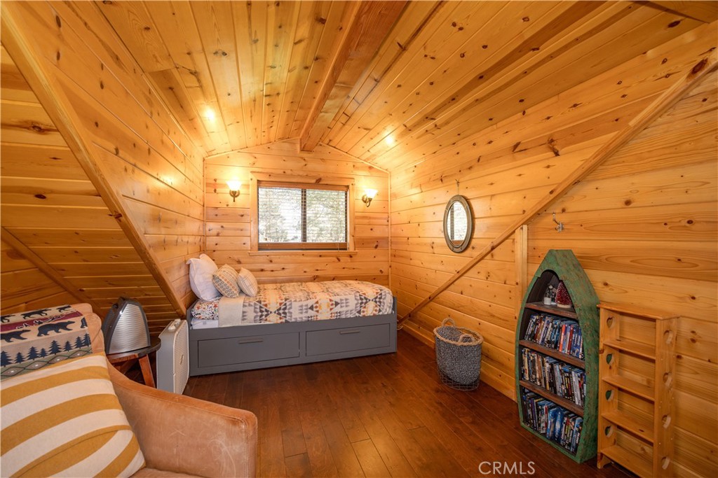 1127 Crags Lane Property Photo 25