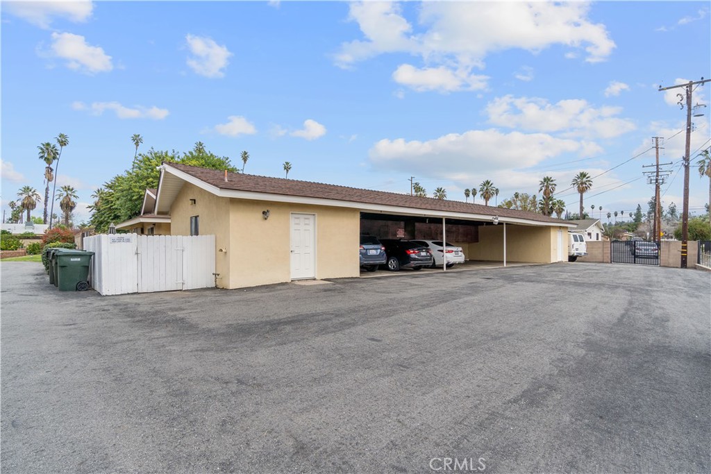 534 Roosevelt Road N Property Photo 17