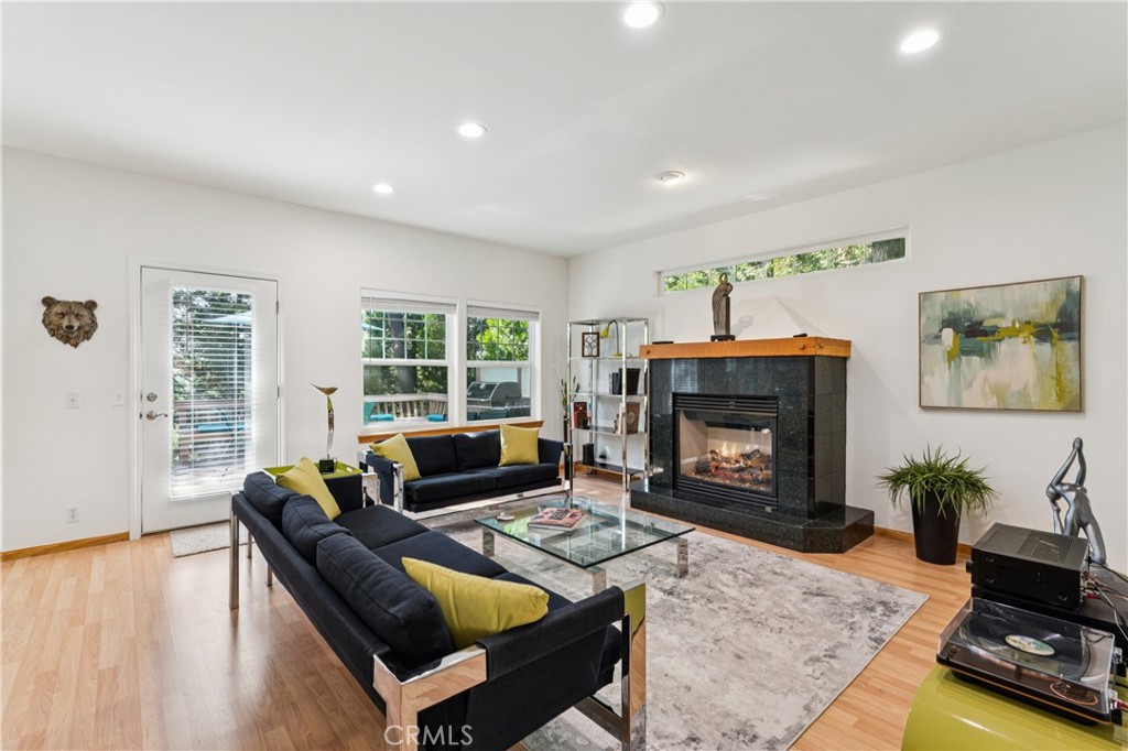 296 Grass Valley Property Photo 7