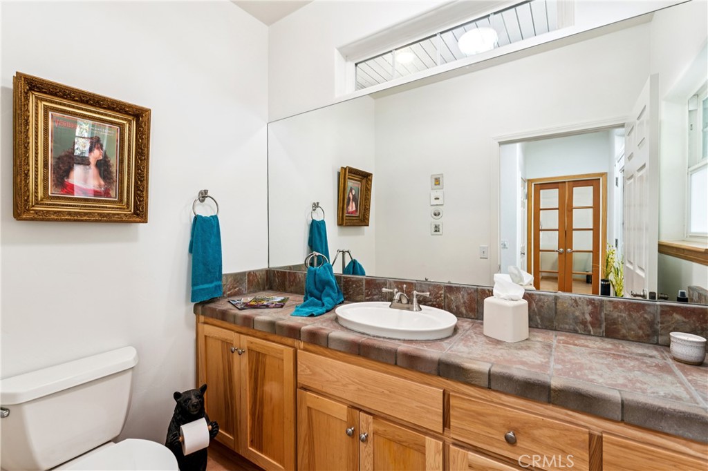 296 Grass Valley Property Photo 9