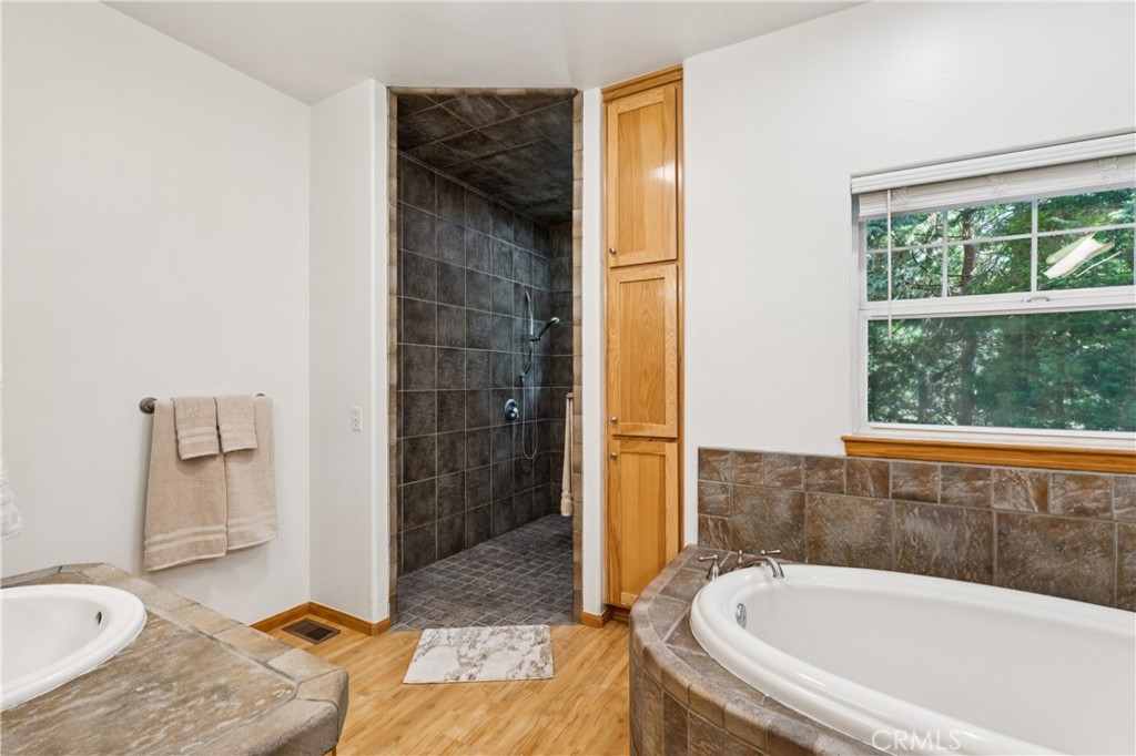 296 Grass Valley Property Photo 30