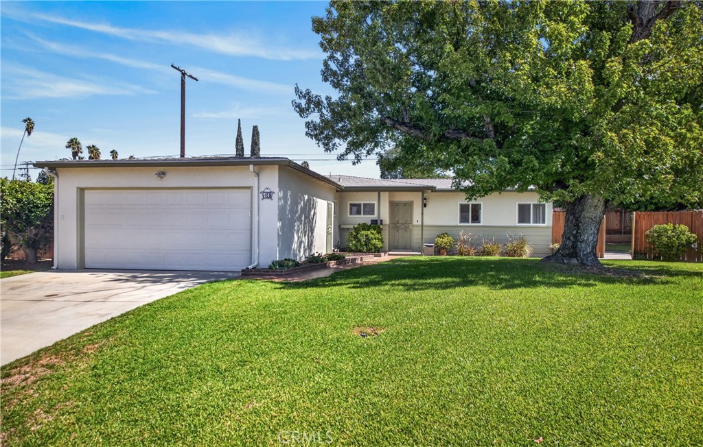 19 Hastings Property Photo 2