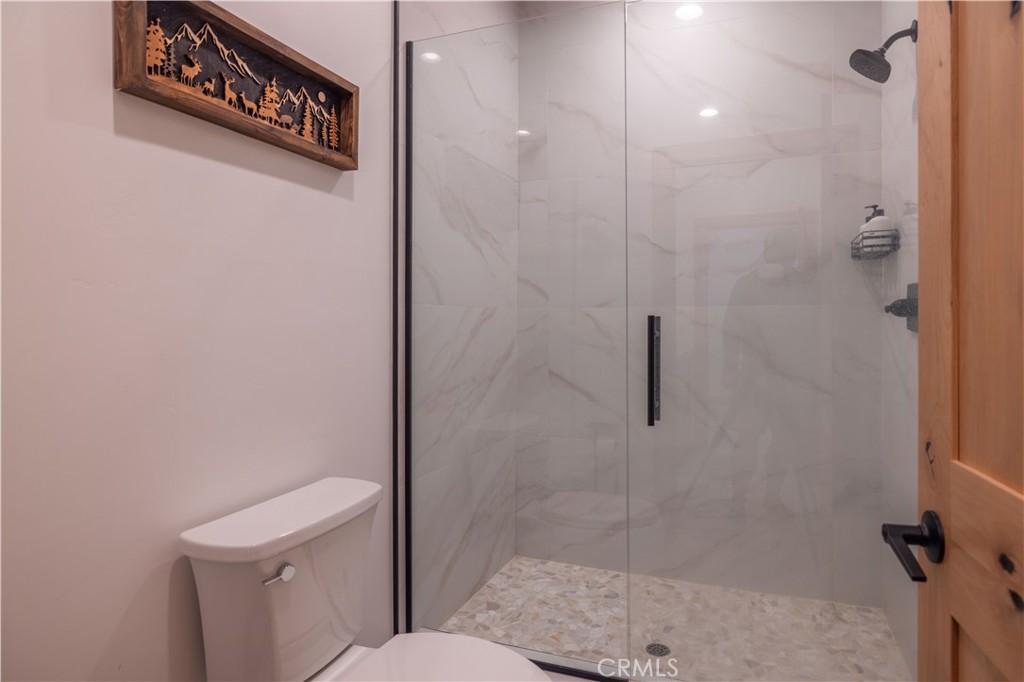 405 Glenwood Property Photo 50