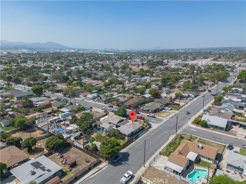 7107 Olive Property Photo 4