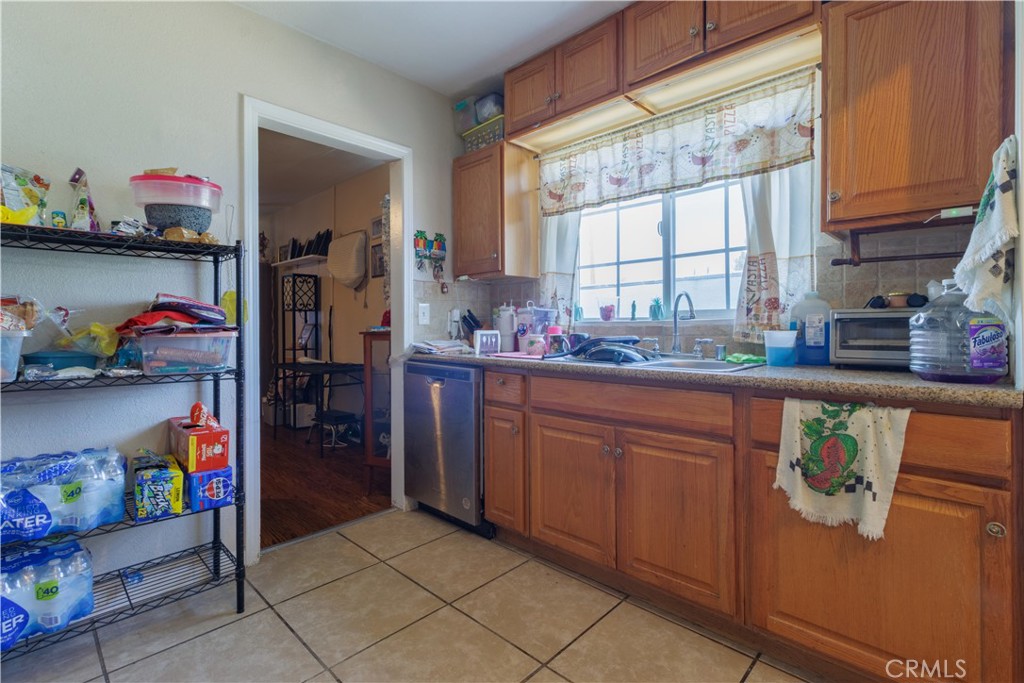 7107 Olive Property Photo 10