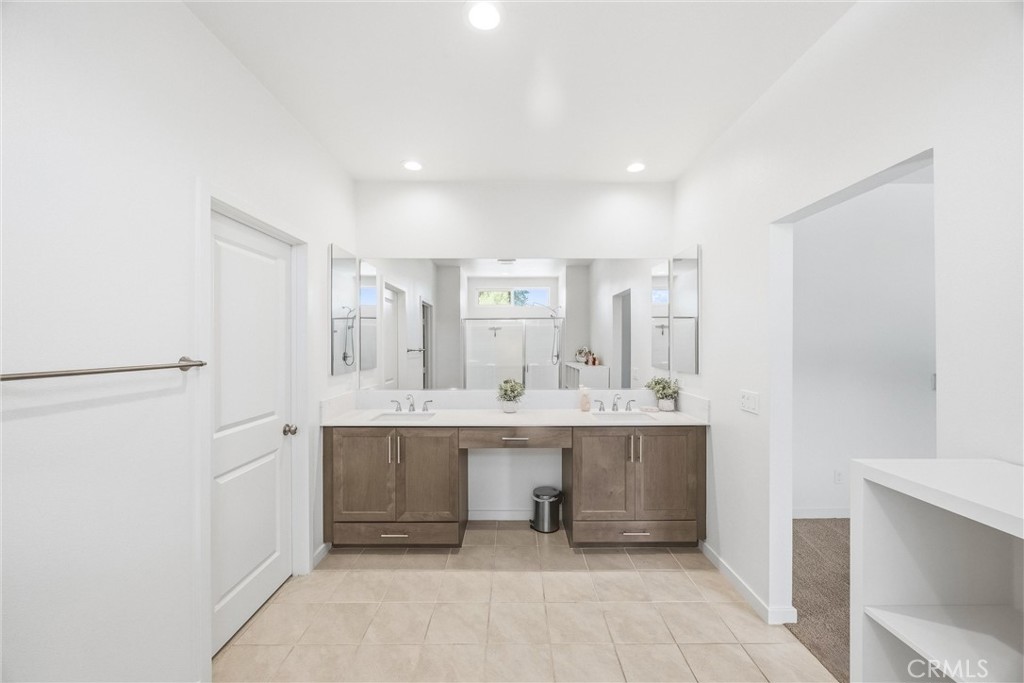 31960 Chagall Way Property Photo 13
