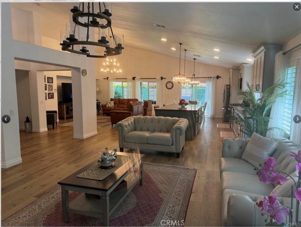 328 Selkirk Property Photo 8