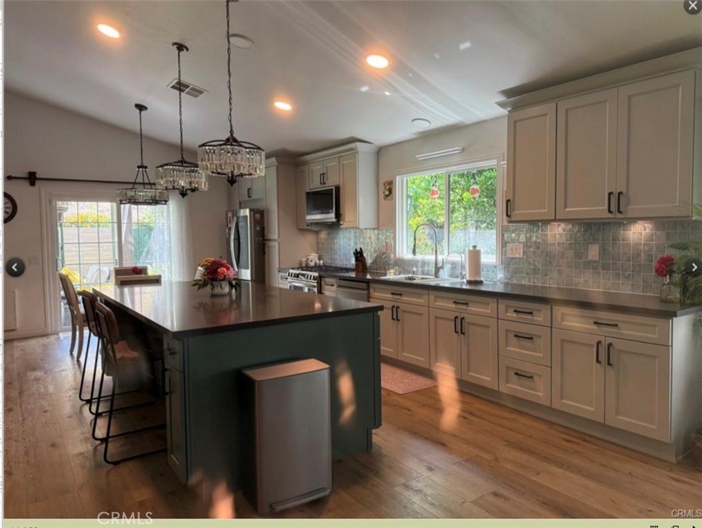 328 Selkirk Property Photo 10