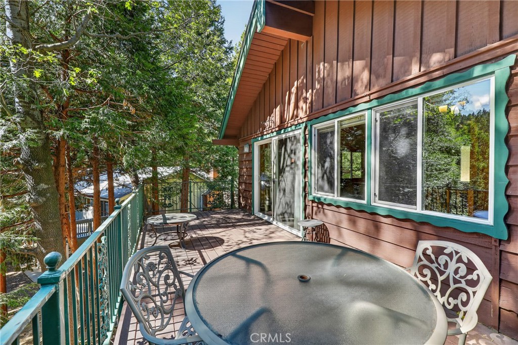 1147 Jungfrau Drive Property Photo 14