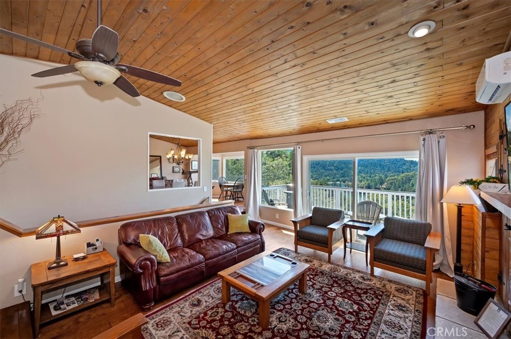 306 Darfo Property Photo 8