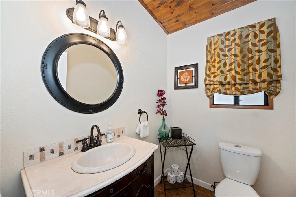 306 Darfo Property Photo 19