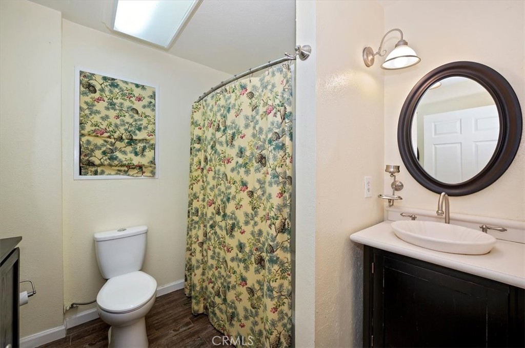 306 Darfo Property Photo 32