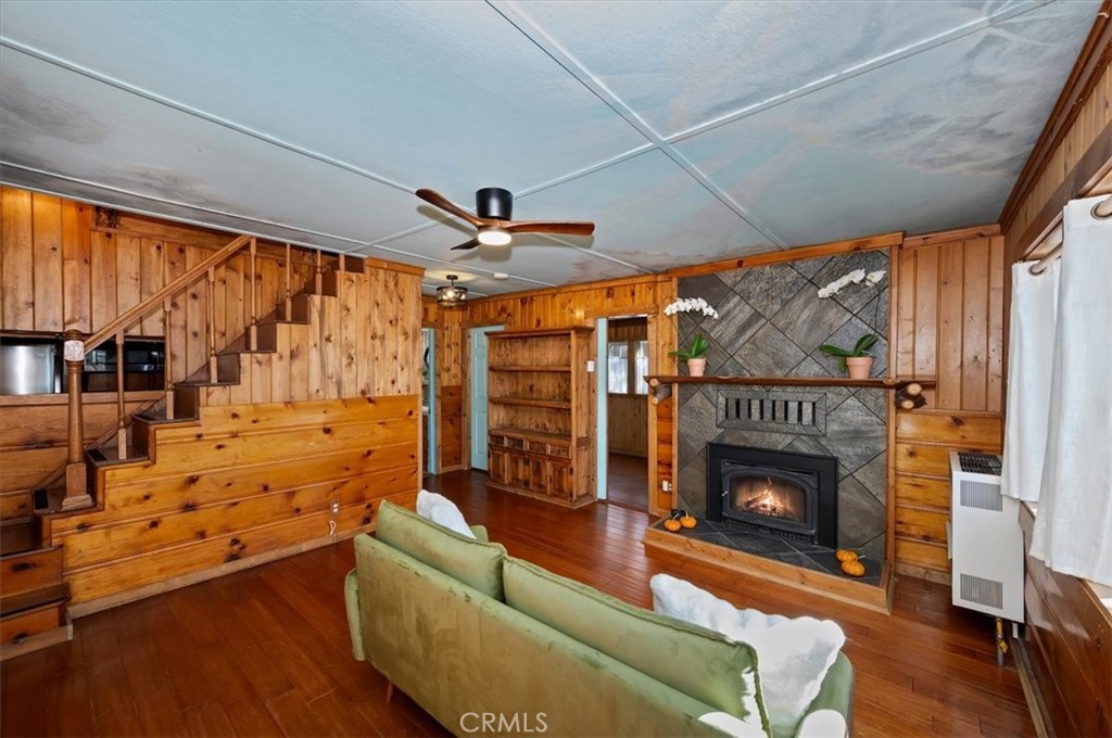 1137 Ridge Property Photo 5