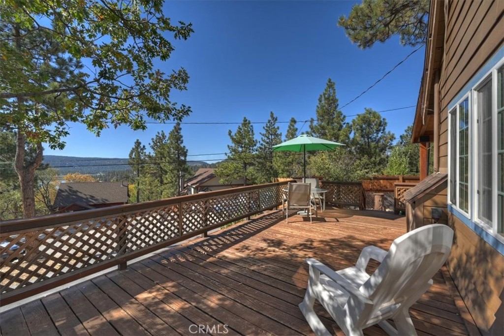 1137 Ridge Property Photo 32