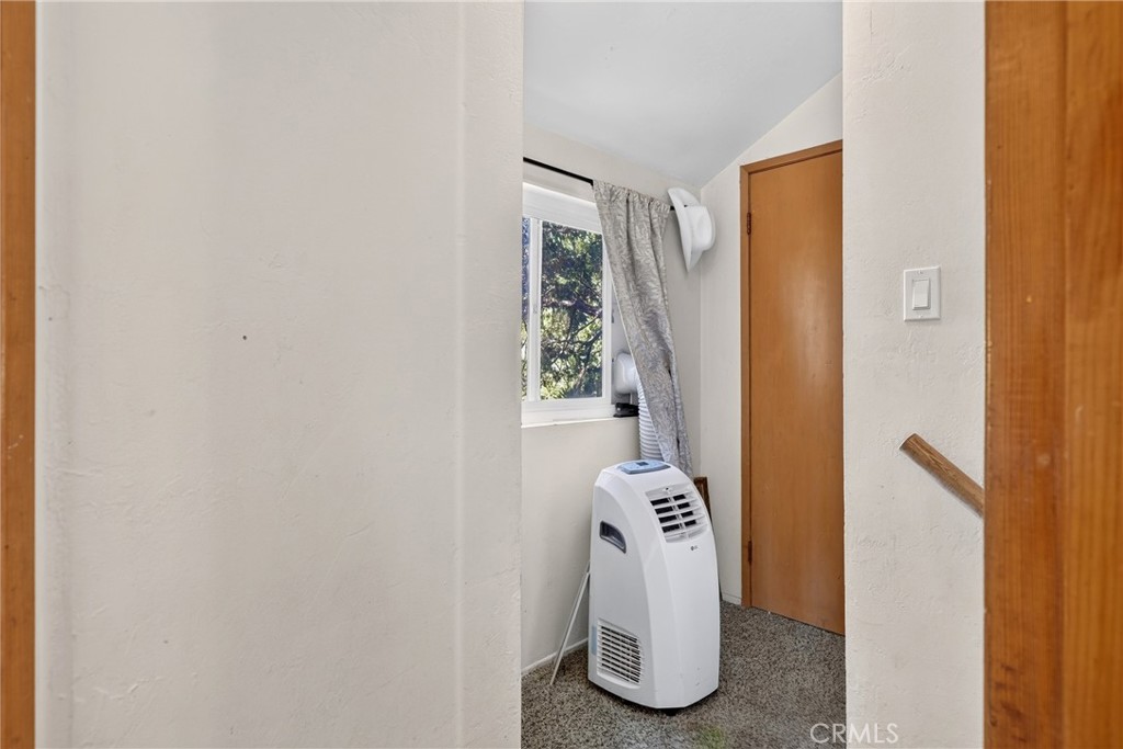 208 Heliotrope Property Photo 15