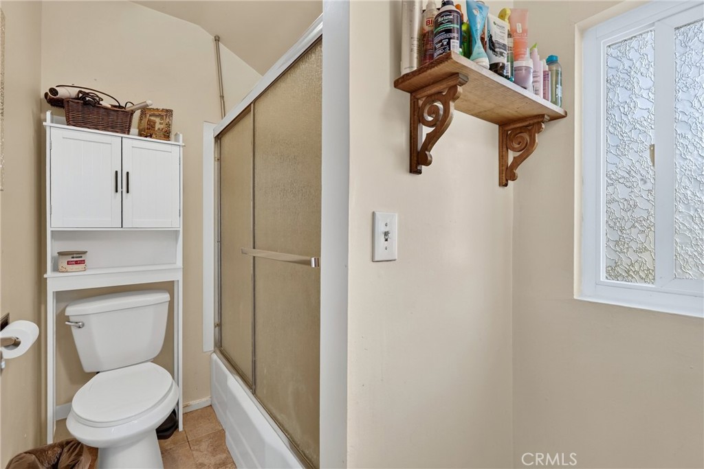 208 Heliotrope Property Photo 16