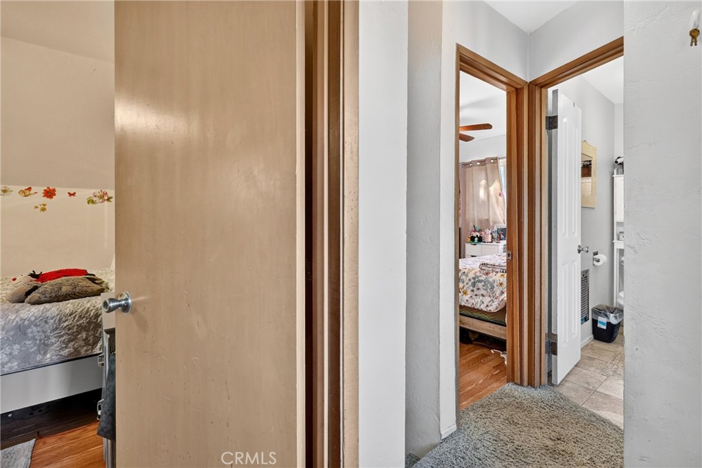 208 Heliotrope Property Photo 24