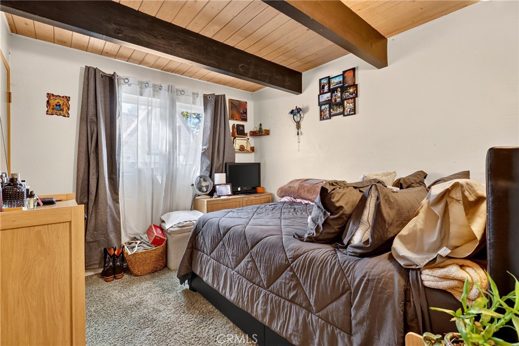 208 Heliotrope Property Photo 25