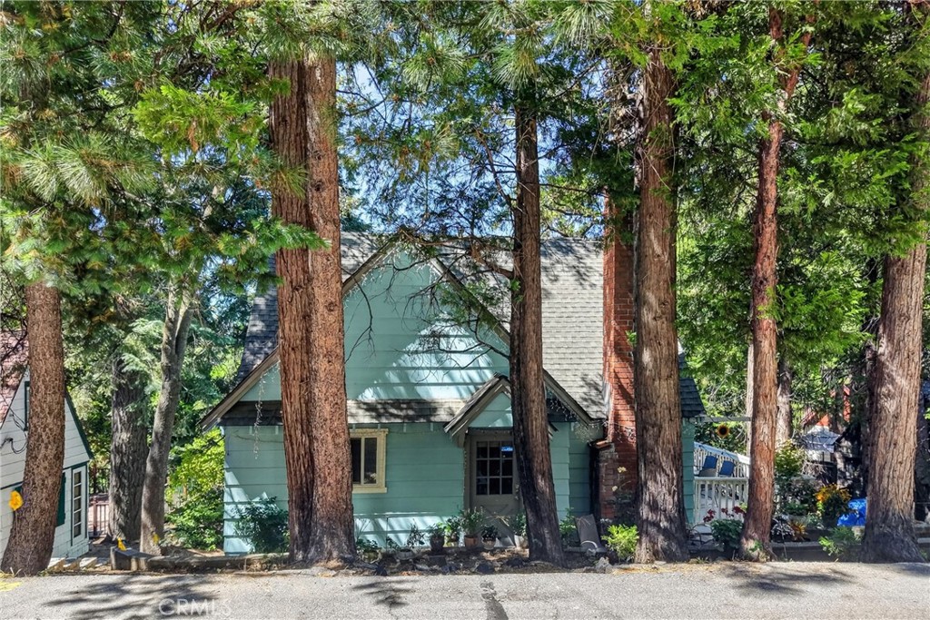 208 Heliotrope Property Photo 31