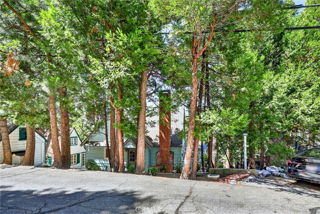 208 Heliotrope Property Photo 48