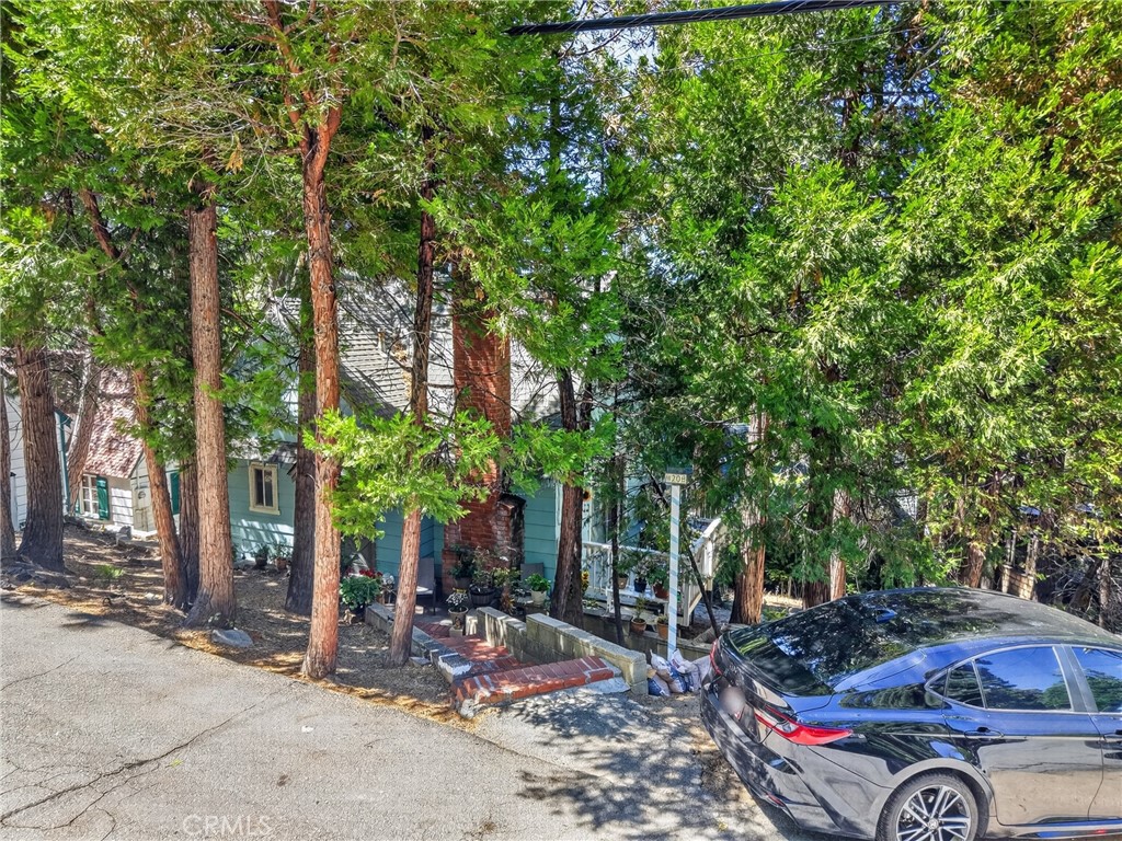 208 Heliotrope Property Photo 50