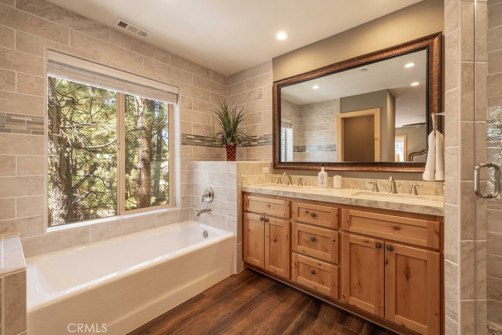 451 Pineview Property Photo 24