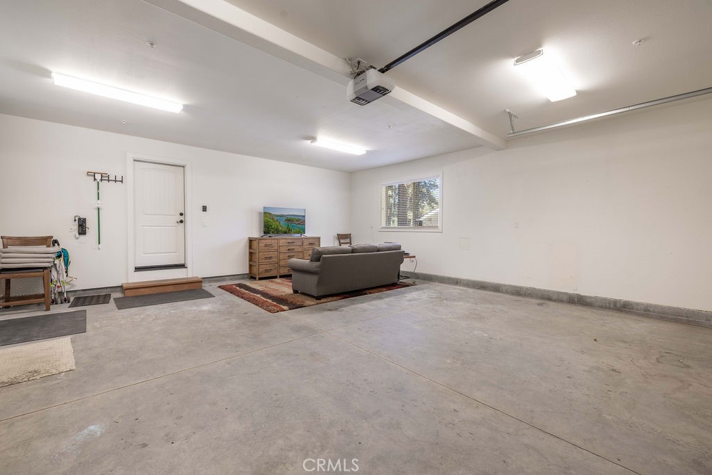 451 Pineview Property Photo 36