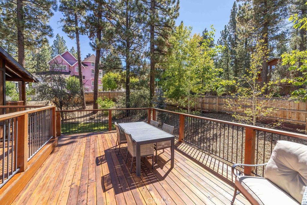 451 Pineview Property Photo 39