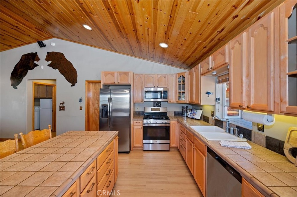 473 Villa Grove Property Photo 21