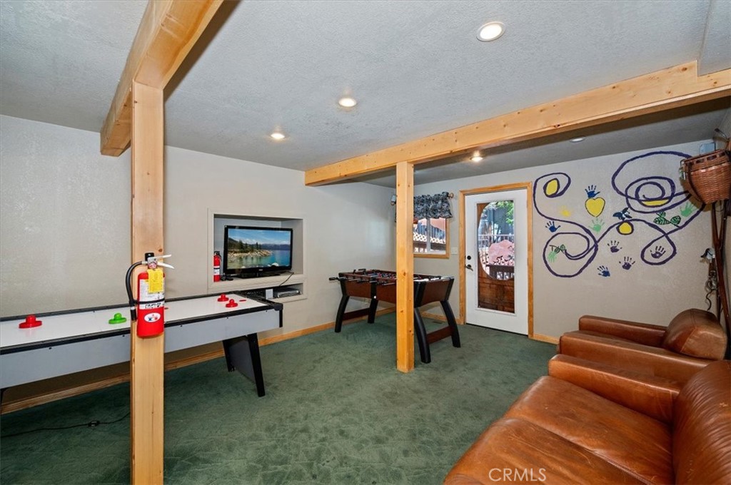 473 Villa Grove Property Photo 39