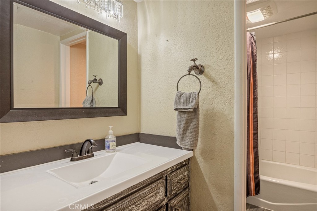 28264 Arbon Property Photo 23