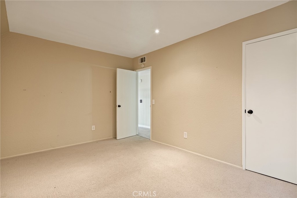 28264 Arbon Property Photo 27