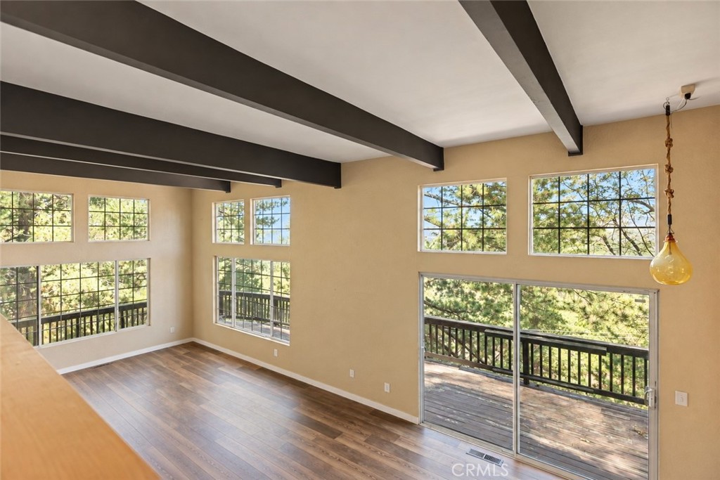 28264 Arbon Property Photo 32
