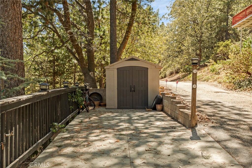 28264 Arbon Property Photo 40